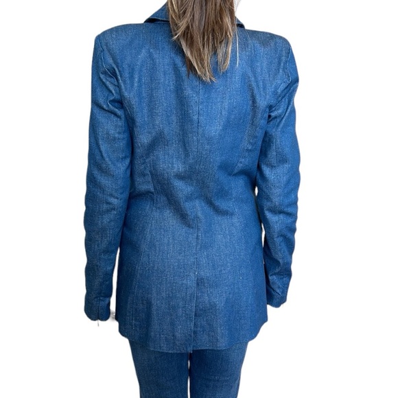 Good American Denim Blazer in True Blue Classic Business Minimalist 2 - Picture 7 of 17